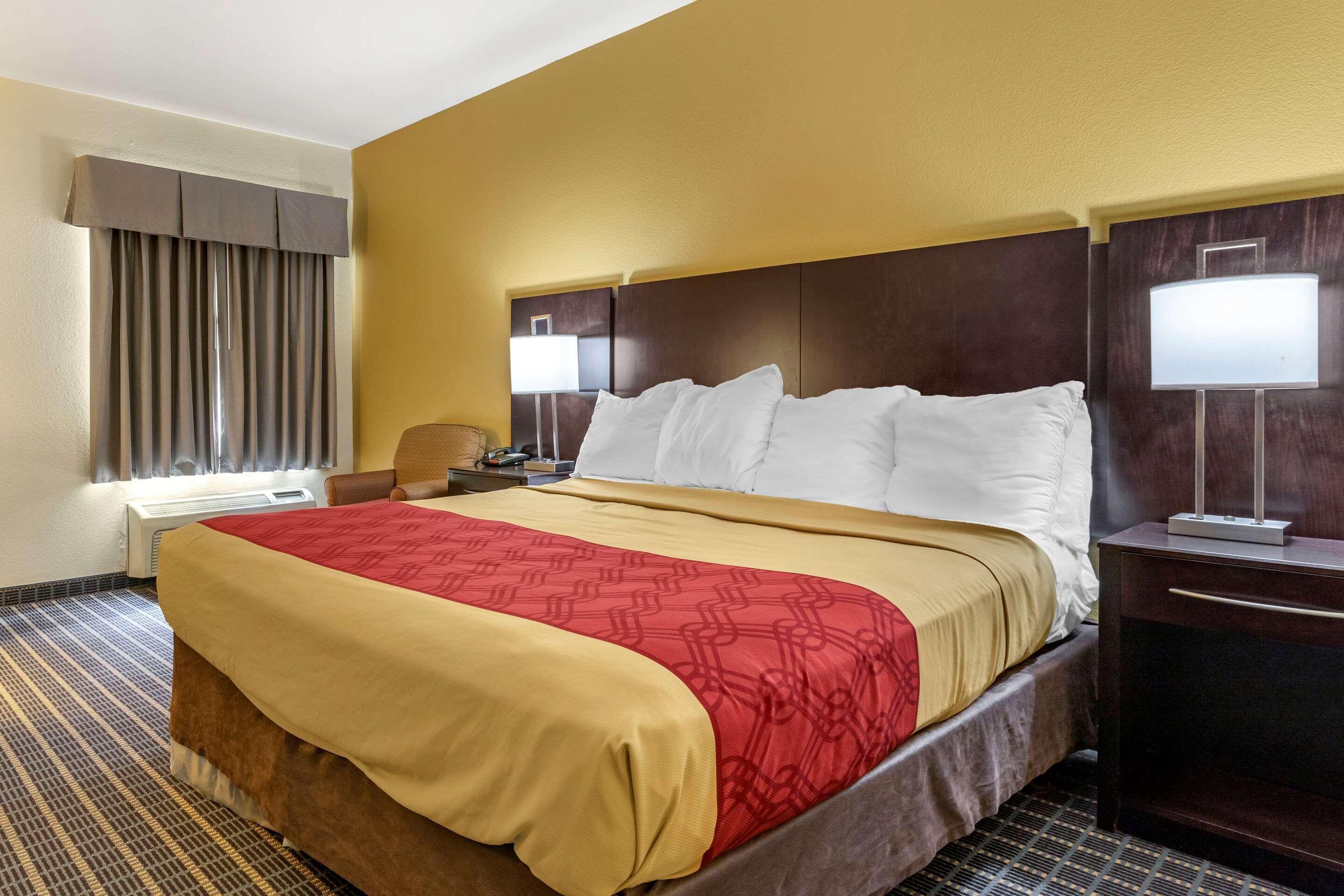 Econo Lodge Брансуик Экстерьер фото