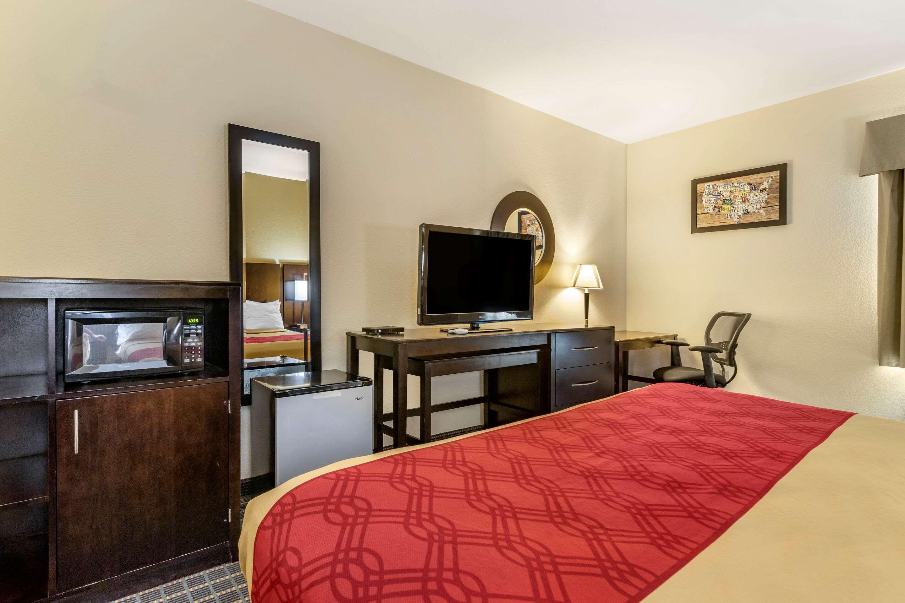 Econo Lodge Брансуик Экстерьер фото