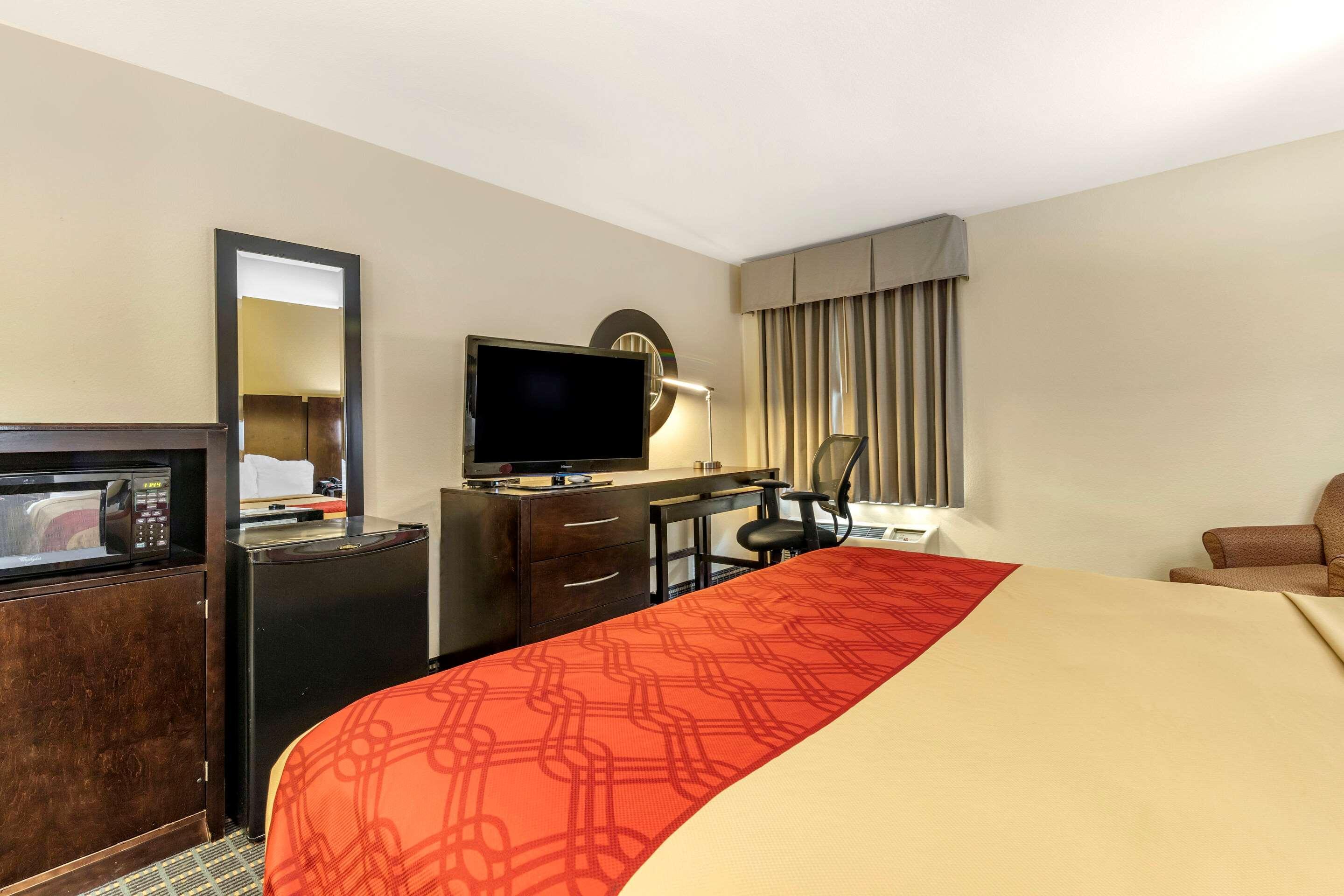 Econo Lodge Брансуик Экстерьер фото