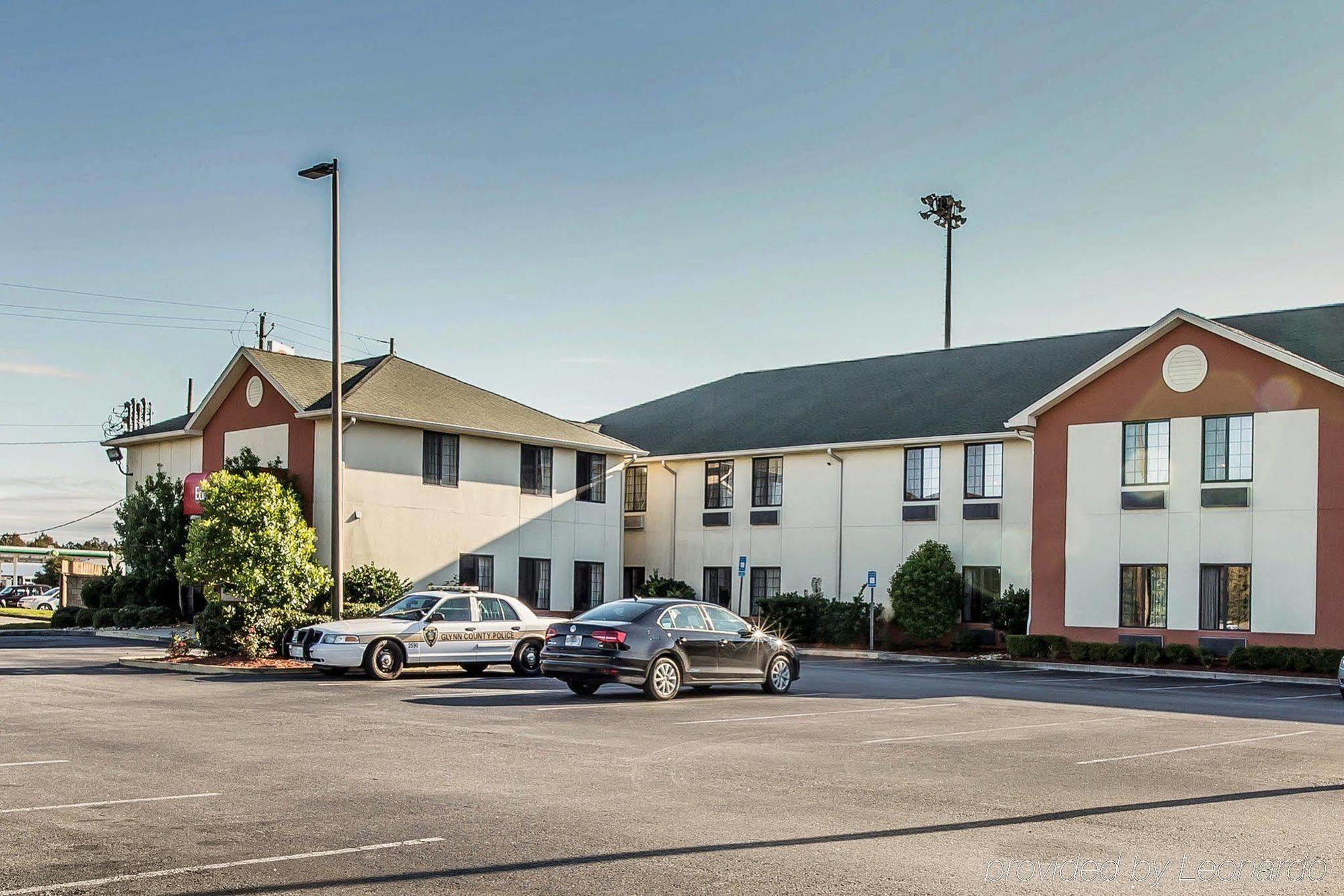 Econo Lodge Брансуик Экстерьер фото