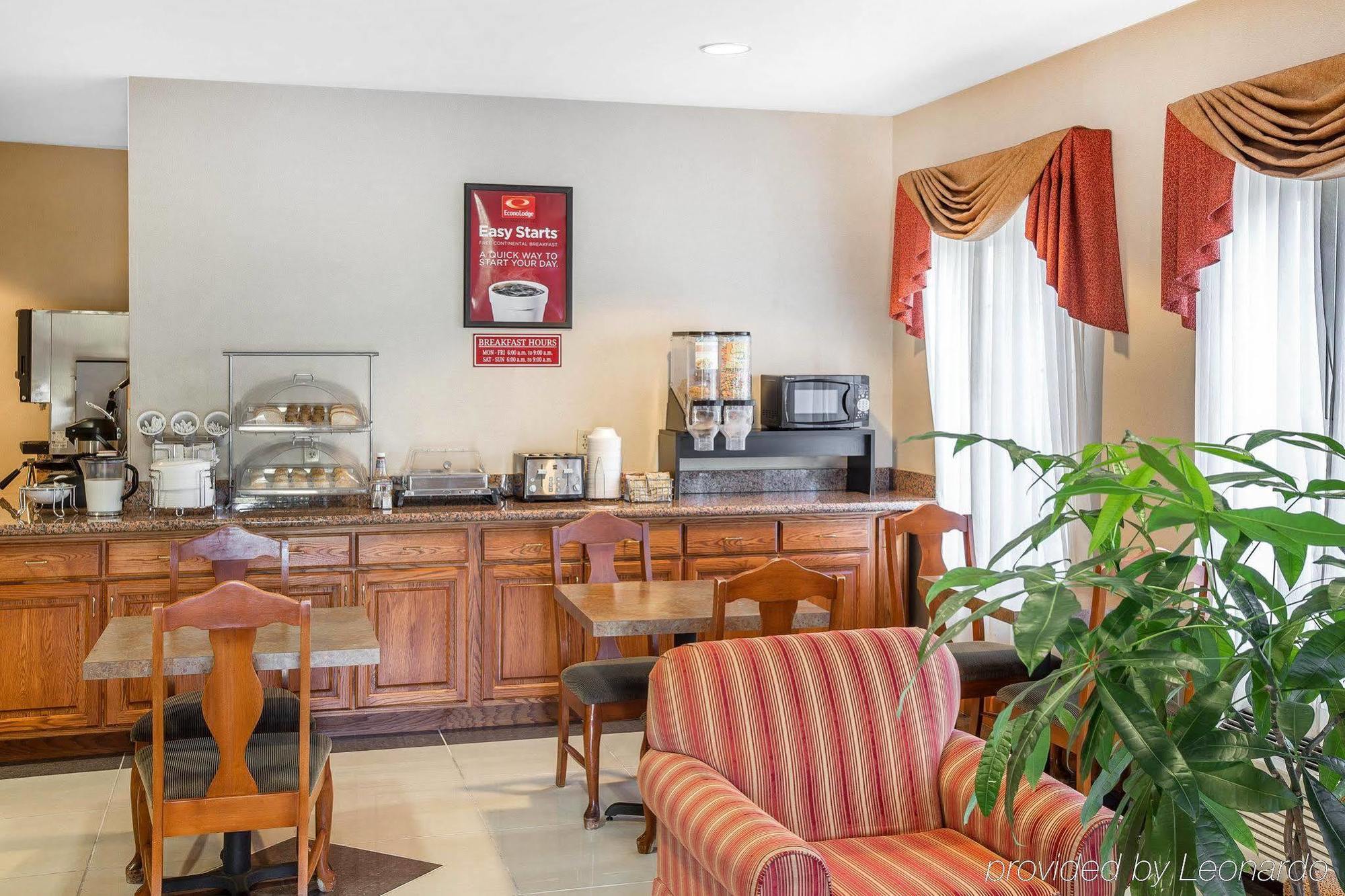 Econo Lodge Брансуик Экстерьер фото