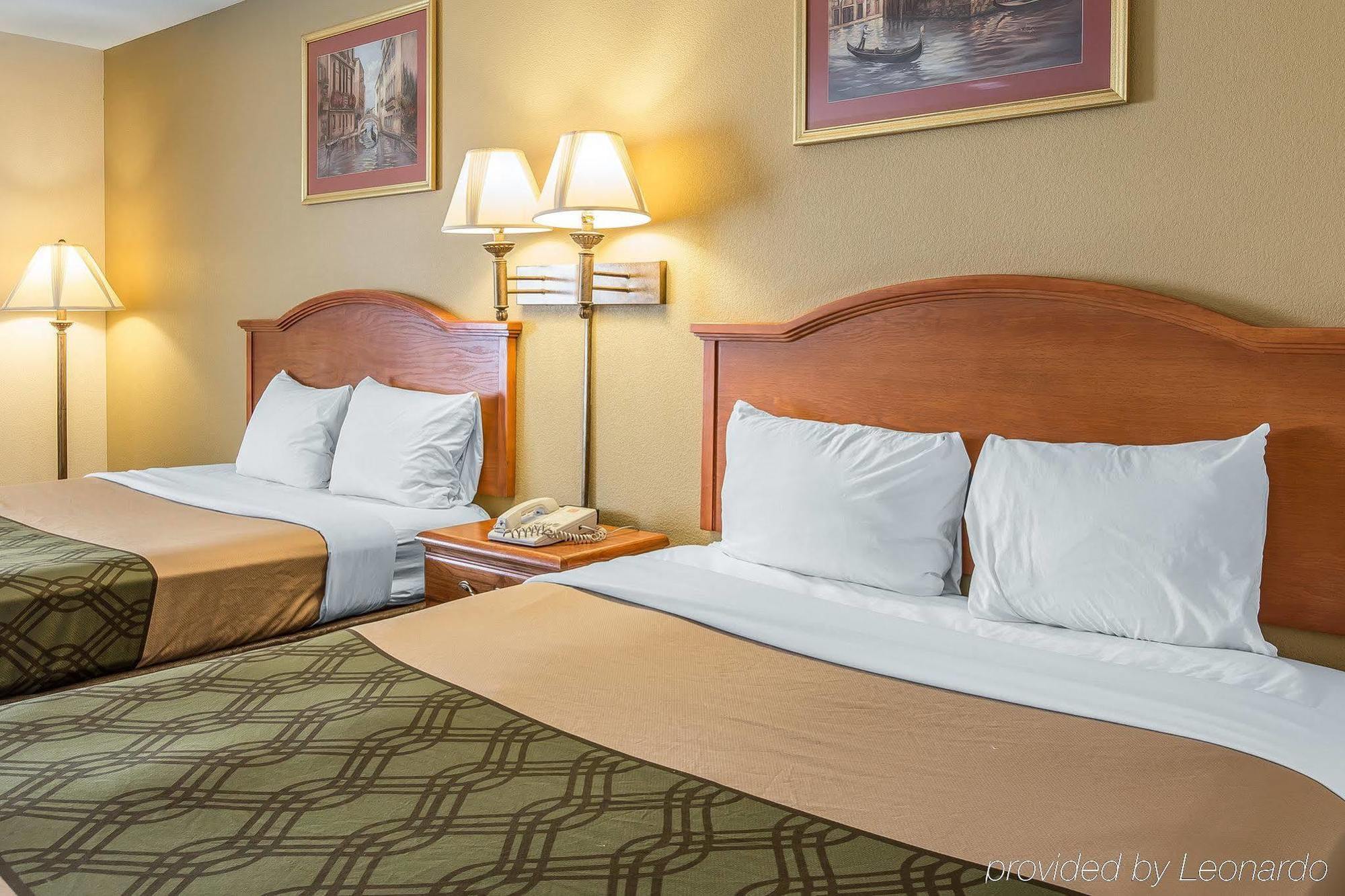 Econo Lodge Брансуик Экстерьер фото